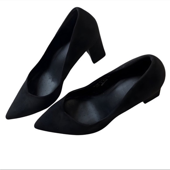 DREAMPAIRS Women's Chunky Block Heels Black
‎ Size 8 - Picture 7 of 13